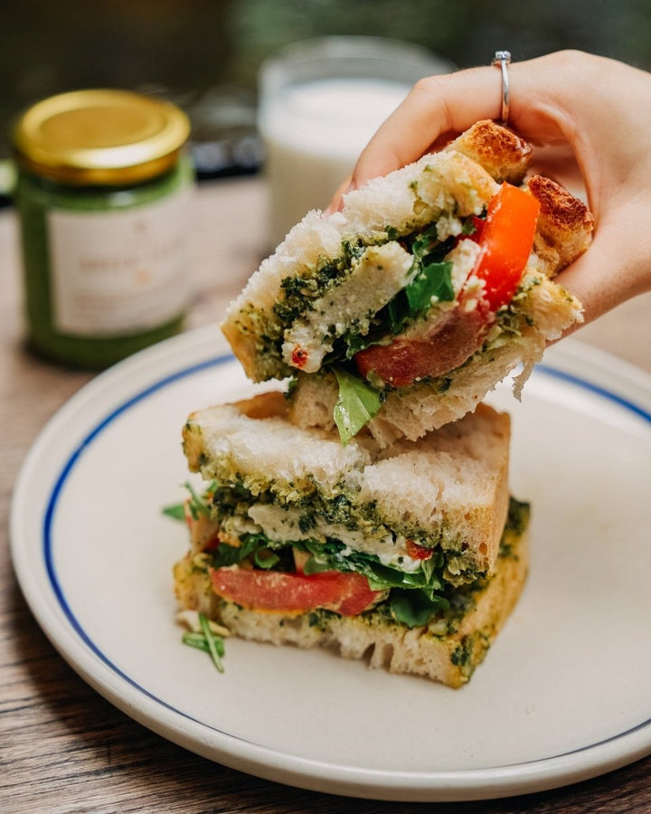 Mozza Pesto Sandwich - Kashew Cheese Deli
