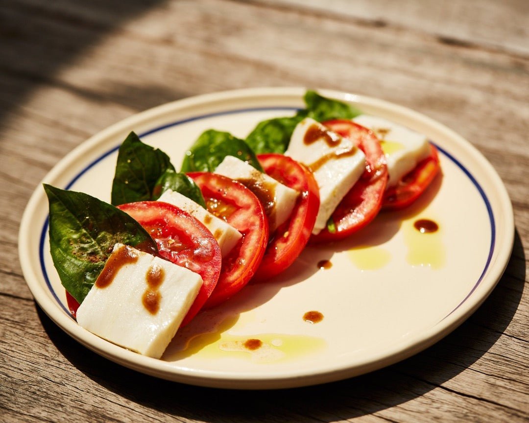 How to Make the Perfect Caprese Salad with Kashew Mozzarella - Kashew Cheese Deli