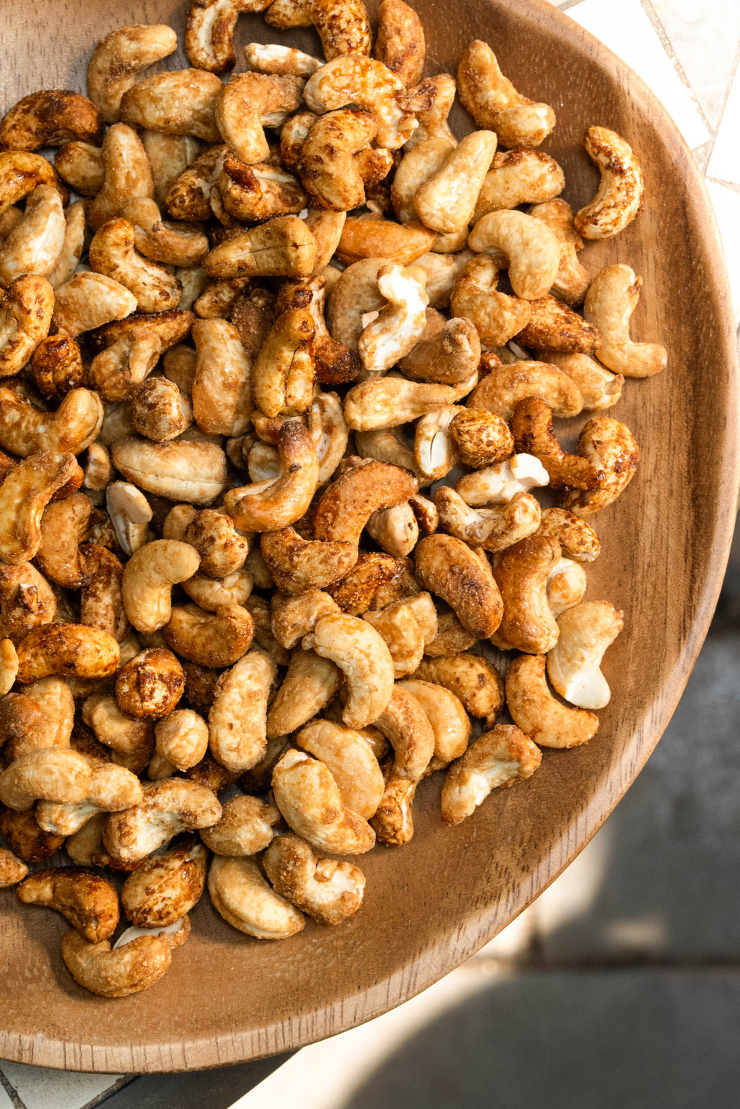 Cashew nuts coated with Coconut nectar