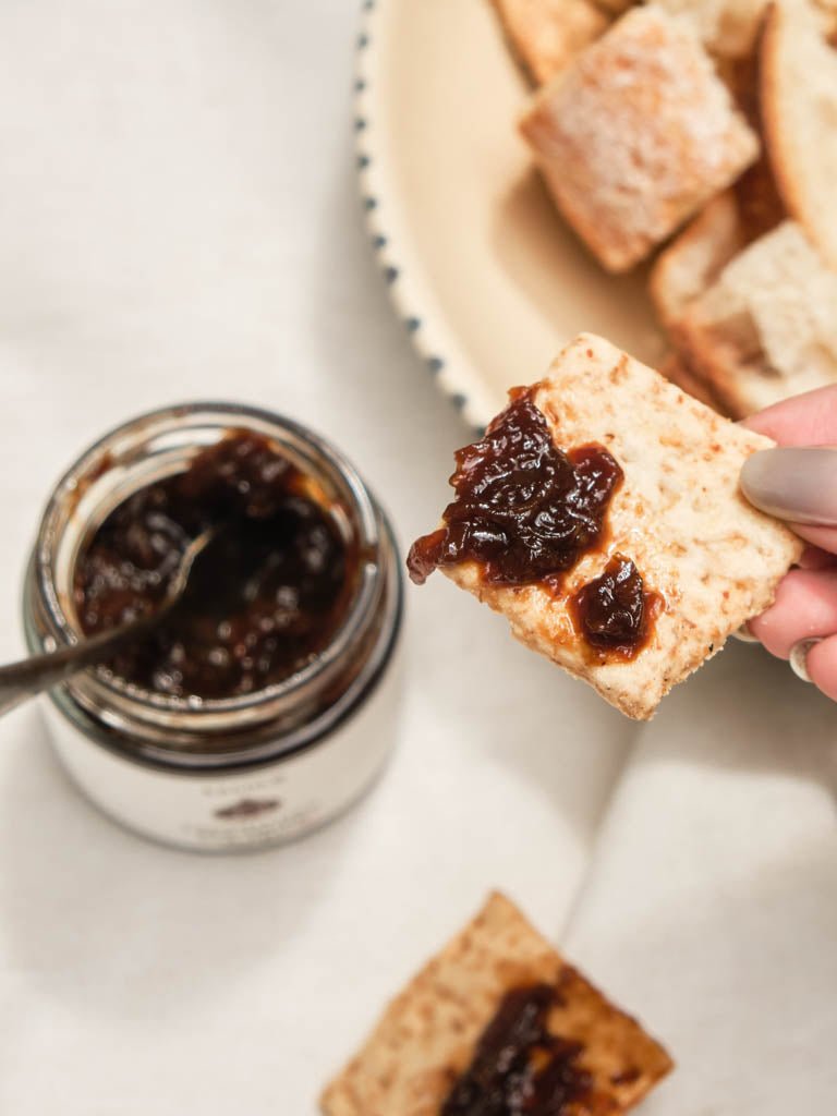 Caramelized Red Onion Chutney - Kashew Cheese Deli