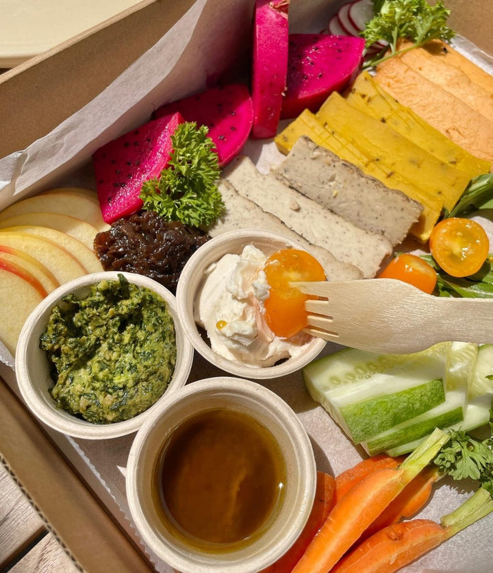 Kashew Cheeseboard - Kashew Cheese Deli