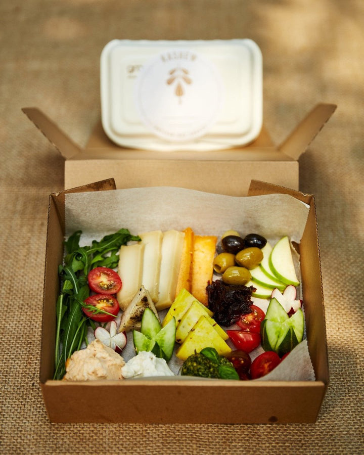Kashew Cheeseboard - Kashew Cheese Deli